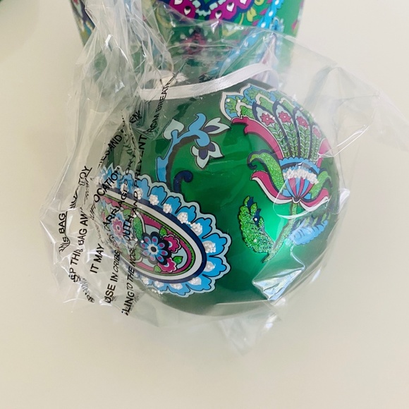 Vera Bradley Holiday Vera Bradley Christmas Ball Ornament 24